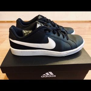 Nike Court Royal sneakers